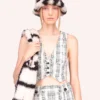 Anna Sui Cross Hatched Kint Vest -Anna Sui Store 1123H31 imgclose